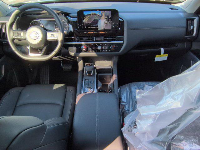 new 2025 Nissan Pathfinder car, priced at $46,771