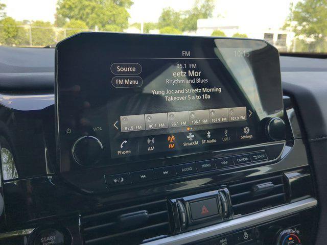 new 2025 Nissan Pathfinder car, priced at $43,782