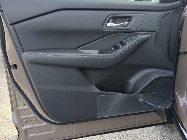 new 2025 Nissan Rogue car, priced at $31,977