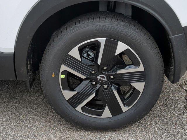 new 2025 Nissan Kicks car, priced at $26,555