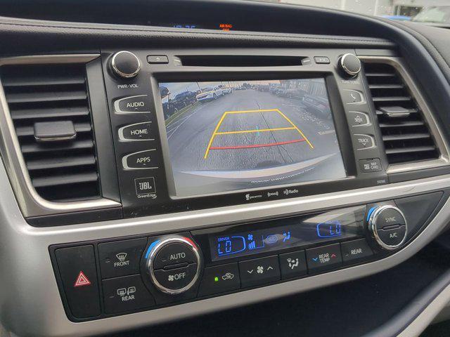 used 2016 Toyota Highlander car, priced at $24,998