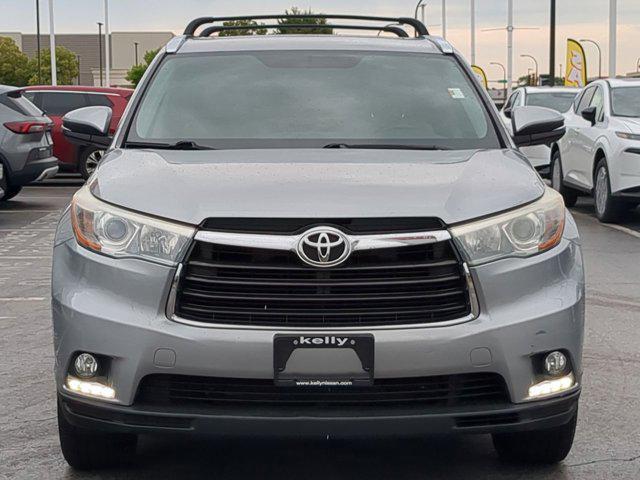 used 2016 Toyota Highlander car, priced at $24,998