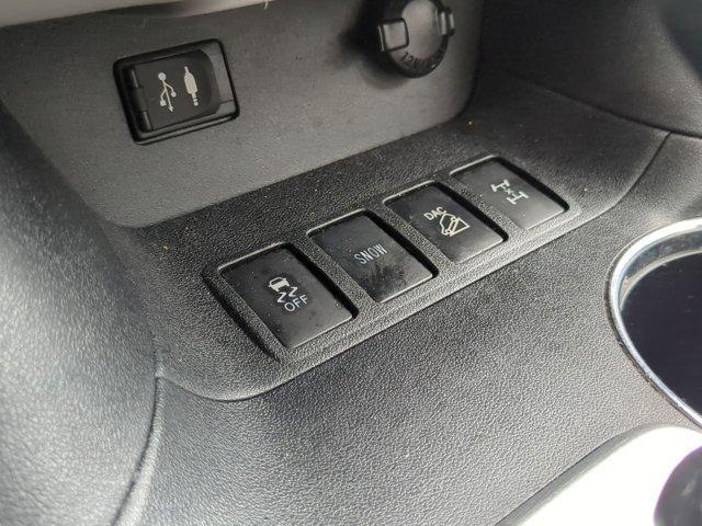 used 2016 Toyota Highlander car, priced at $24,998