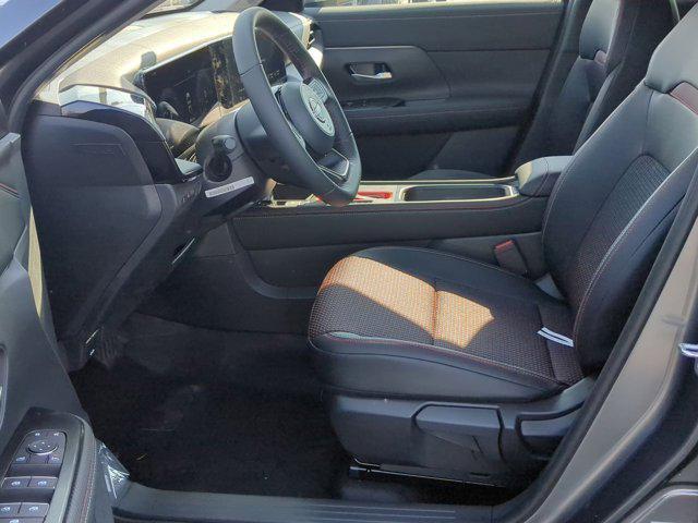 new 2025 Nissan Kicks car, priced at $29,368