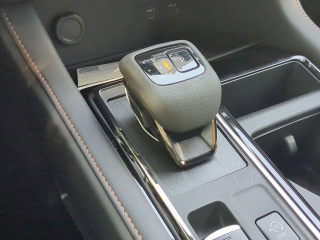 new 2025 Nissan Pathfinder car, priced at $44,257