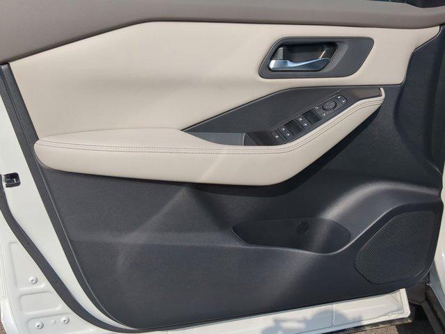 new 2025 Nissan Rogue car, priced at $32,432