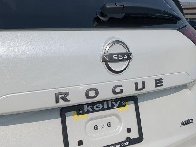 new 2025 Nissan Rogue car, priced at $32,432