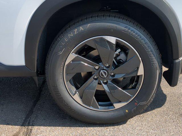 new 2025 Nissan Rogue car, priced at $32,432