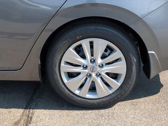new 2025 Nissan Sentra car, priced at $22,182
