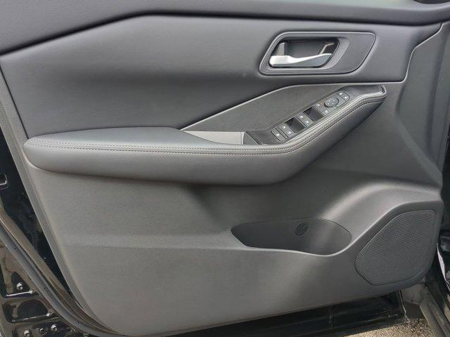 new 2025 Nissan Rogue car, priced at $32,028
