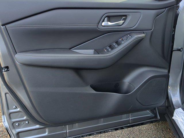 new 2025 Nissan Rogue car, priced at $33,634