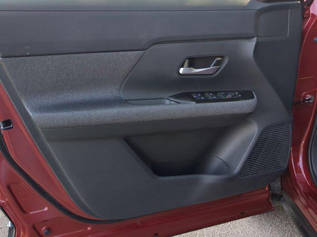 new 2025 Nissan Kicks car, priced at $24,899