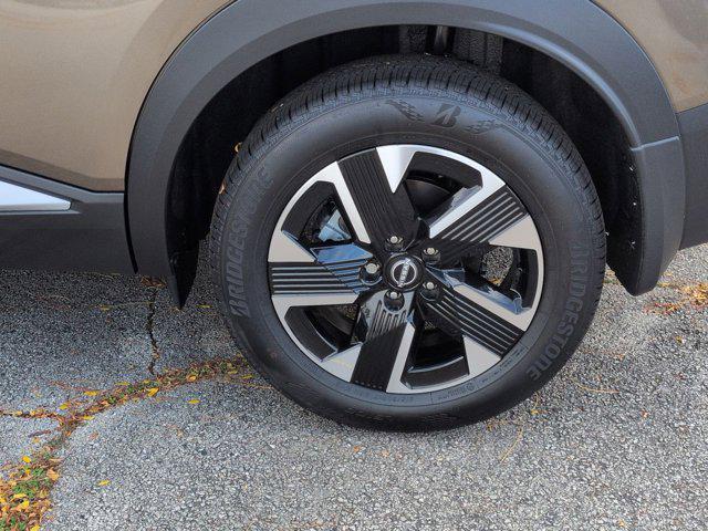 new 2025 Nissan Kicks car, priced at $24,493