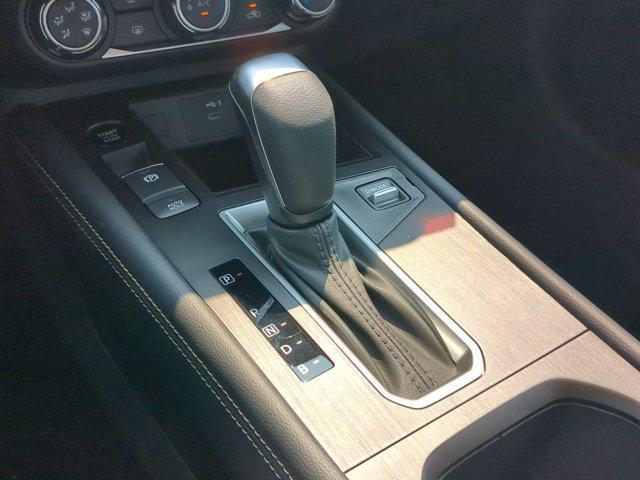 new 2025 Nissan Kicks car, priced at $24,655