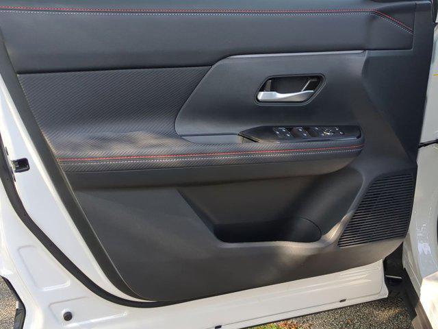 new 2025 Nissan Kicks car, priced at $27,612