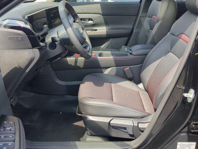 new 2025 Nissan Kicks car, priced at $29,825