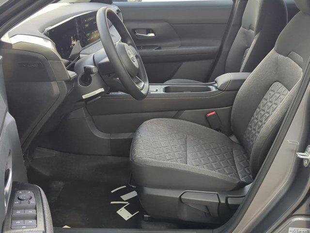 new 2025 Nissan Kicks car, priced at $26,680
