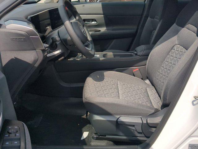 new 2025 Nissan Kicks car, priced at $27,058