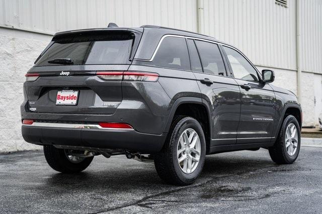 new 2025 Jeep Grand Cherokee car, priced at $38,000