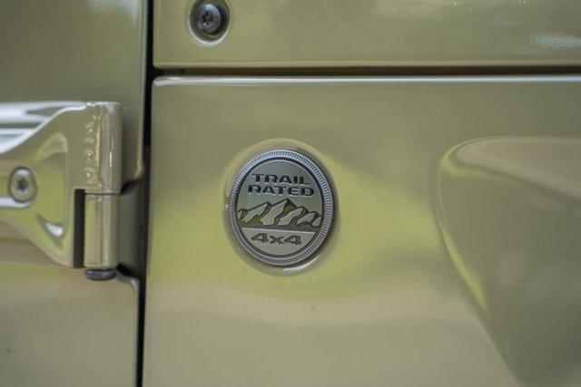 new 2025 Jeep Gladiator car, priced at $42,995