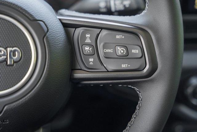 new 2025 Jeep Gladiator car, priced at $41,500