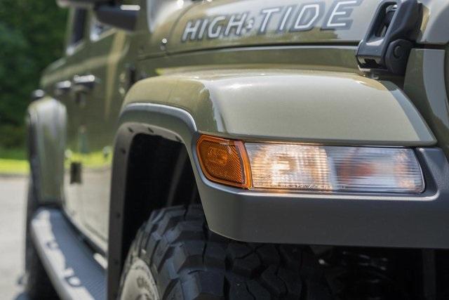 new 2025 Jeep Gladiator car, priced at $42,995