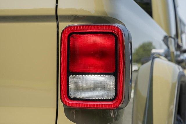 new 2025 Jeep Gladiator car, priced at $42,995