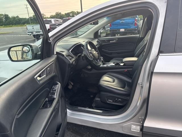 used 2017 Ford Edge car, priced at $12,000