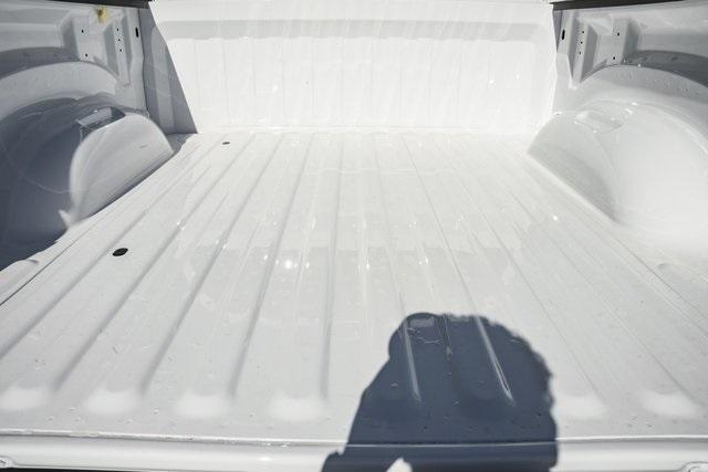 new 2025 Ram 1500 car, priced at $45,000