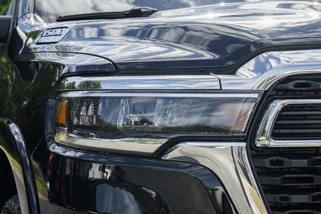 new 2025 Ram 1500 car, priced at $45,000