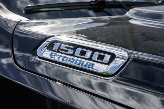 new 2025 Ram 1500 car, priced at $45,000