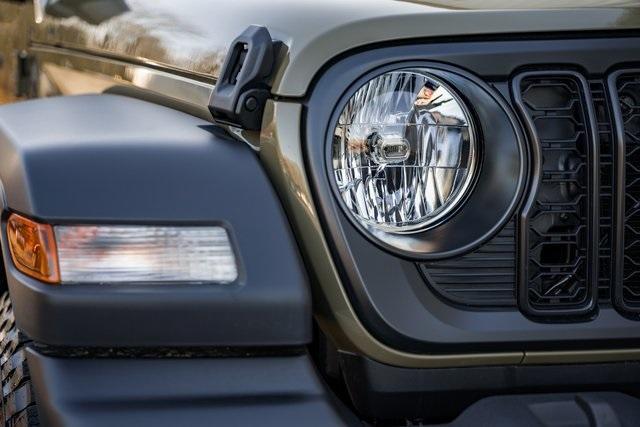 new 2025 Jeep Wrangler car, priced at $43,495