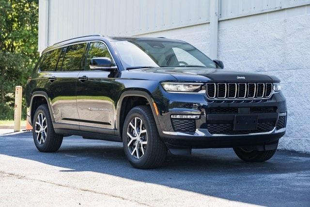 new 2024 Jeep Grand Cherokee L car, priced at $39,500