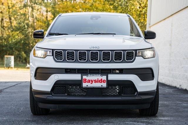 new 2025 Jeep Compass car, priced at $23,500