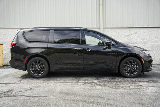 used 2021 Chrysler Pacifica car, priced at $29,500