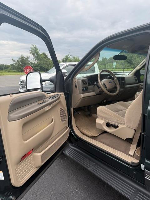 used 2003 Ford Excursion car, priced at $10,000