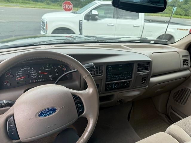 used 2003 Ford Excursion car, priced at $10,000