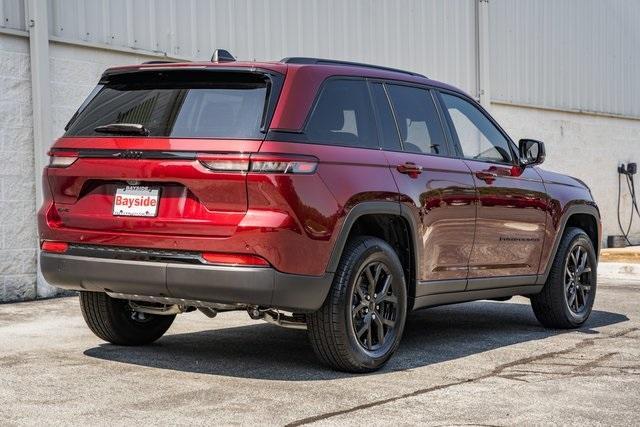 new 2025 Jeep Grand Cherokee car, priced at $39,995