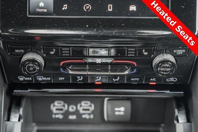 new 2025 Jeep Grand Cherokee car, priced at $39,995