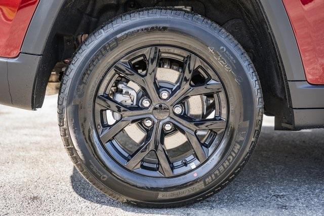 new 2025 Jeep Grand Cherokee car, priced at $40,000