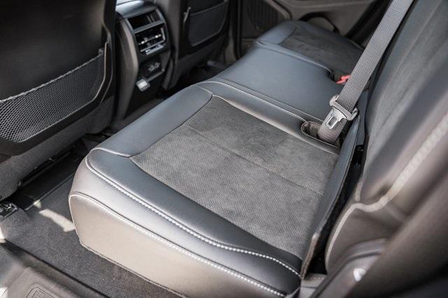 new 2025 Jeep Grand Cherokee car, priced at $38,995