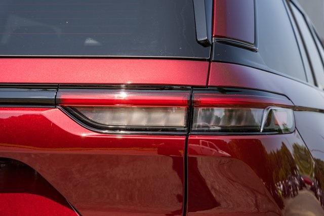 new 2025 Jeep Grand Cherokee car, priced at $39,995