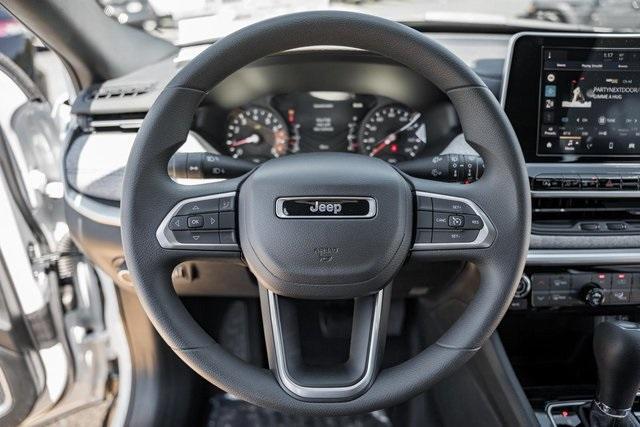new 2025 Jeep Compass car, priced at $25,895