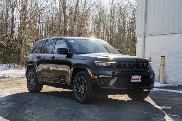 new 2025 Jeep Grand Cherokee car, priced at $66,995