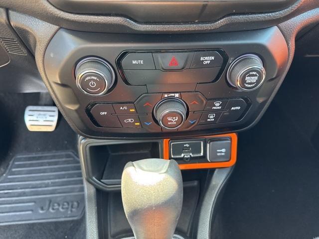 used 2020 Jeep Renegade car, priced at $12,250