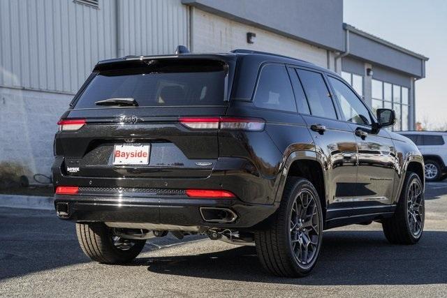 new 2025 Jeep Grand Cherokee car, priced at $61,995
