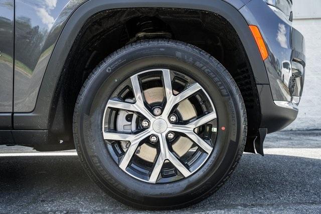new 2025 Jeep Grand Cherokee L car, priced at $48,000