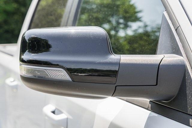 new 2025 Ram 1500 car, priced at $52,995