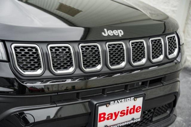 new 2024 Jeep Compass car, priced at $25,000