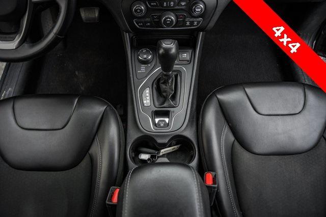 used 2019 Jeep Cherokee car, priced at $16,495